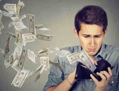 5 Signs You Are Financially Overextended
