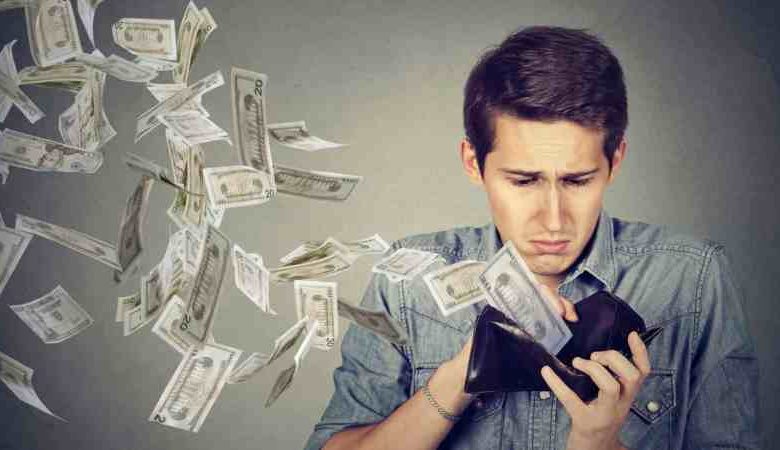5 Signs You Are Financially Overextended